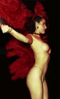 Burlesque cabaret performance